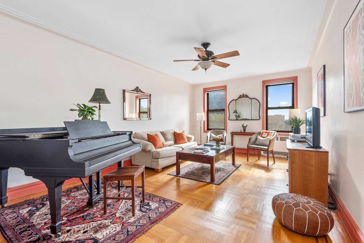 $1,400,000 | 30 Ocean Parkway, Unit 4B | Windsor Terrace