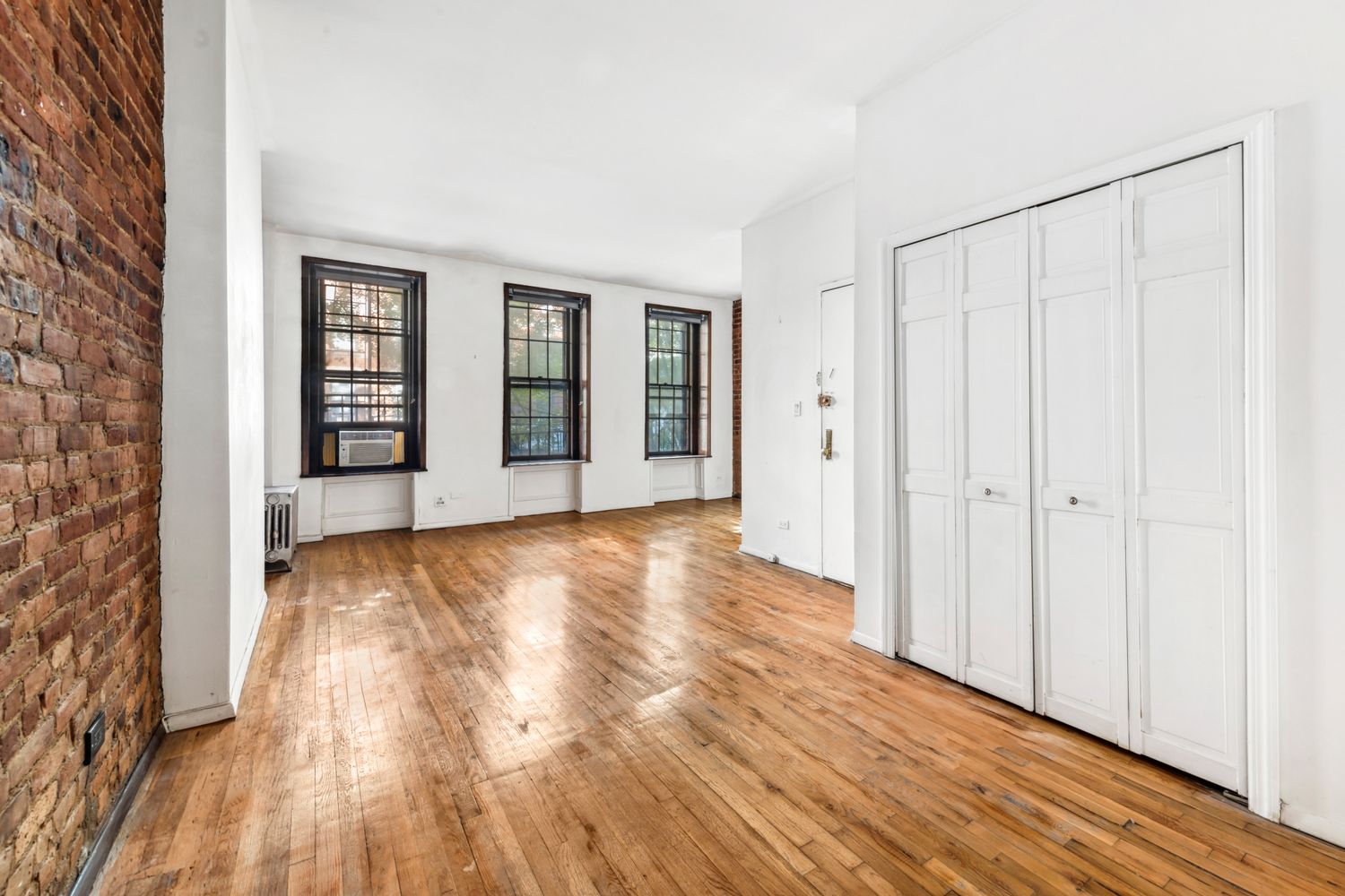 $2,750 | 522 East 82nd Street, Unit 3 | Upper East Side