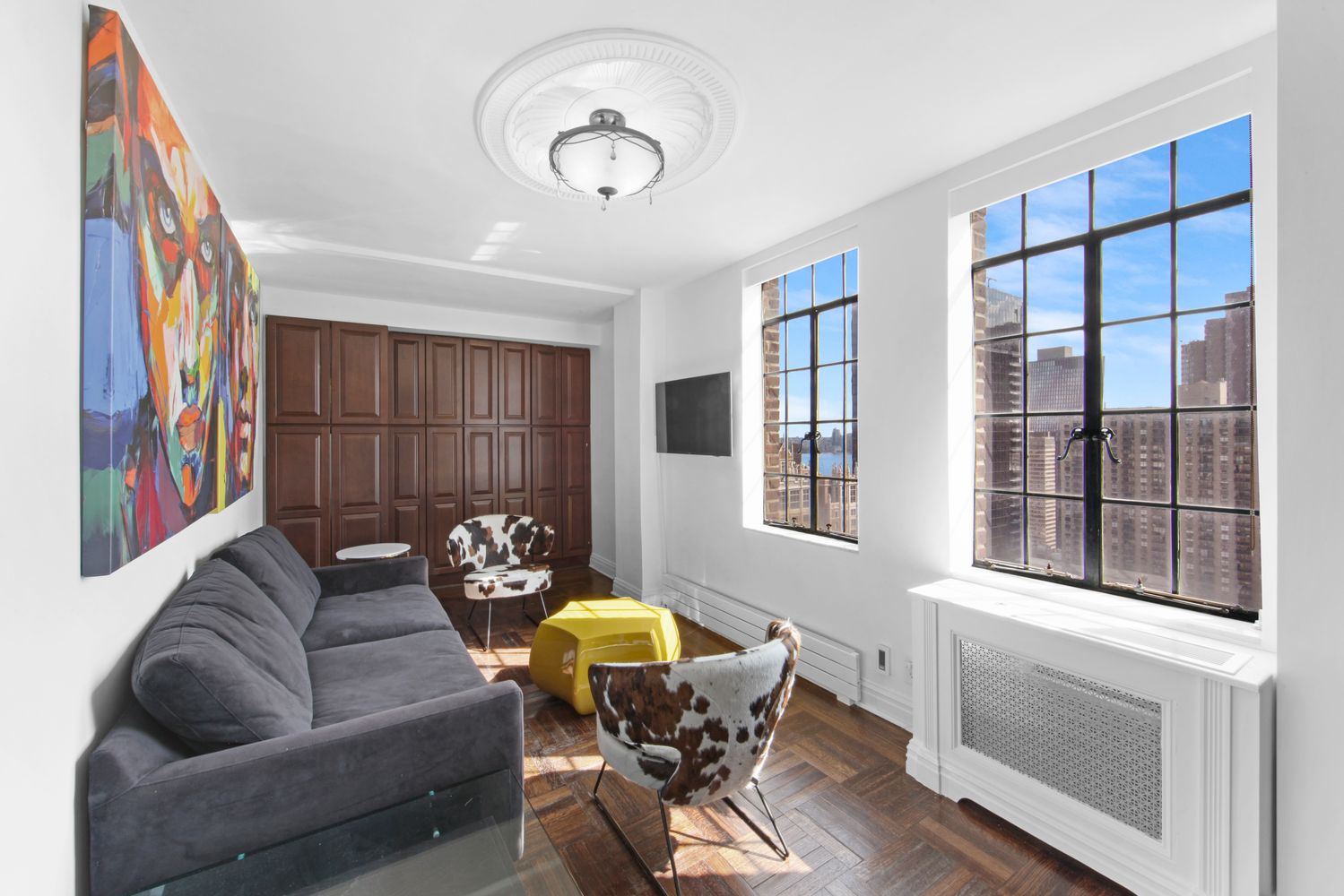 $425,000 | 320 East 42nd Street, Unit 3012 | Murray Hill