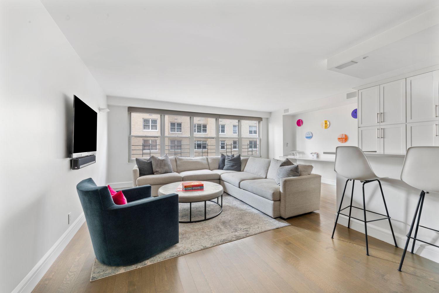 $1,599,000 | 363 East 76th Street, Unit 7C | Lenox Hill