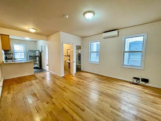 $3,295 | 372 Bay Ridge Avenue, Unit 2 | Bay Ridge