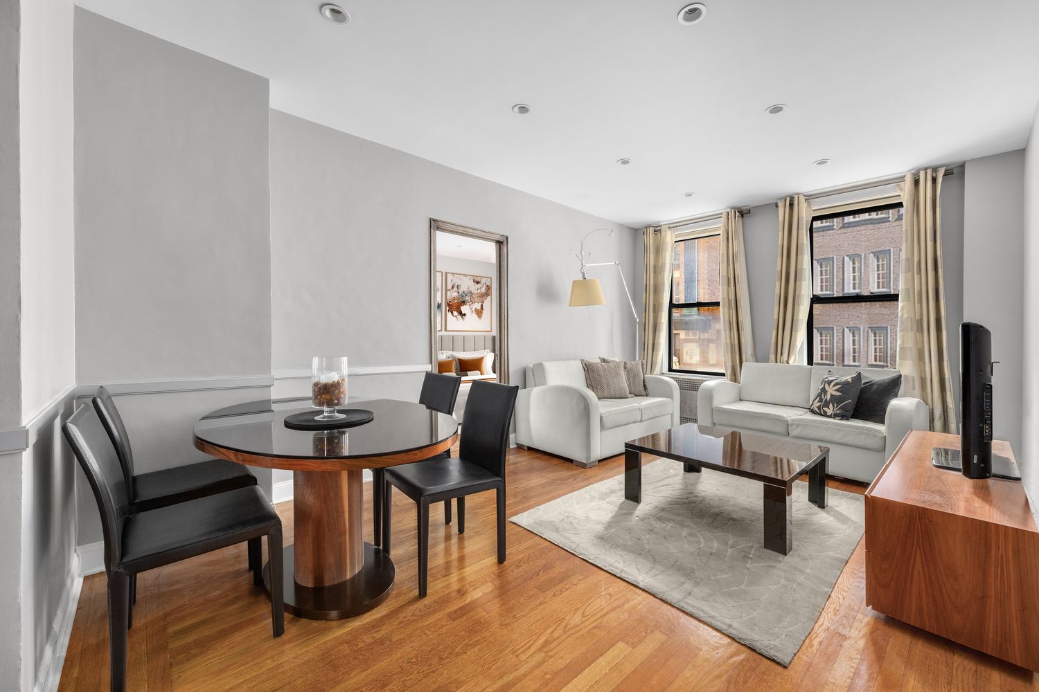 $1,195,000 | 205 West 54th Street, Unit 10E | Theater District