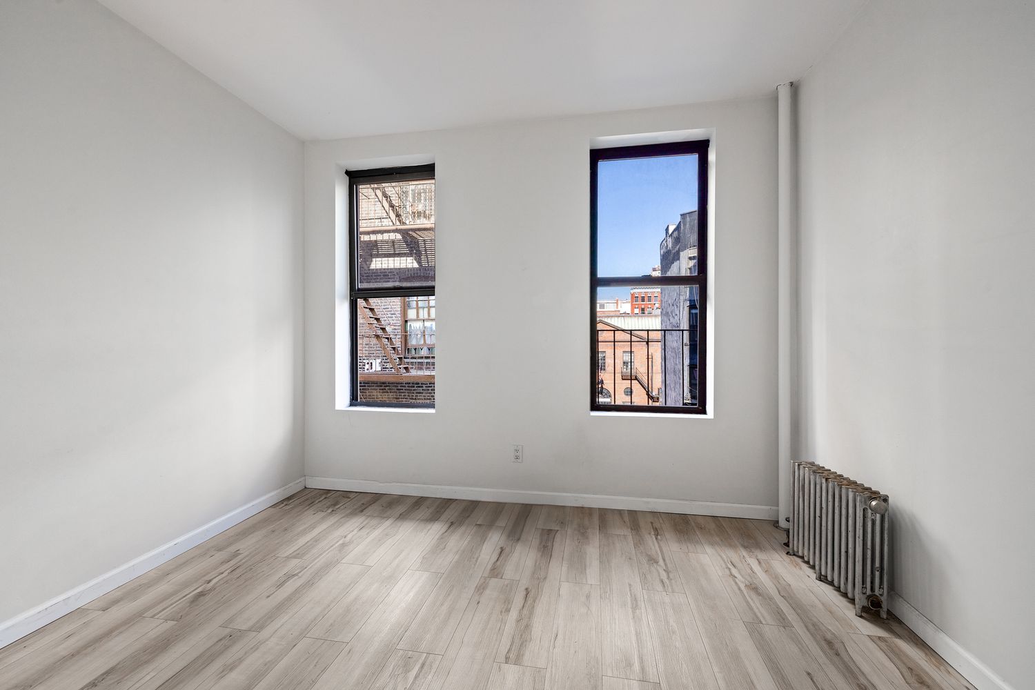 $2,690 | 117 Henry Street, Unit 12B | Lower East Side