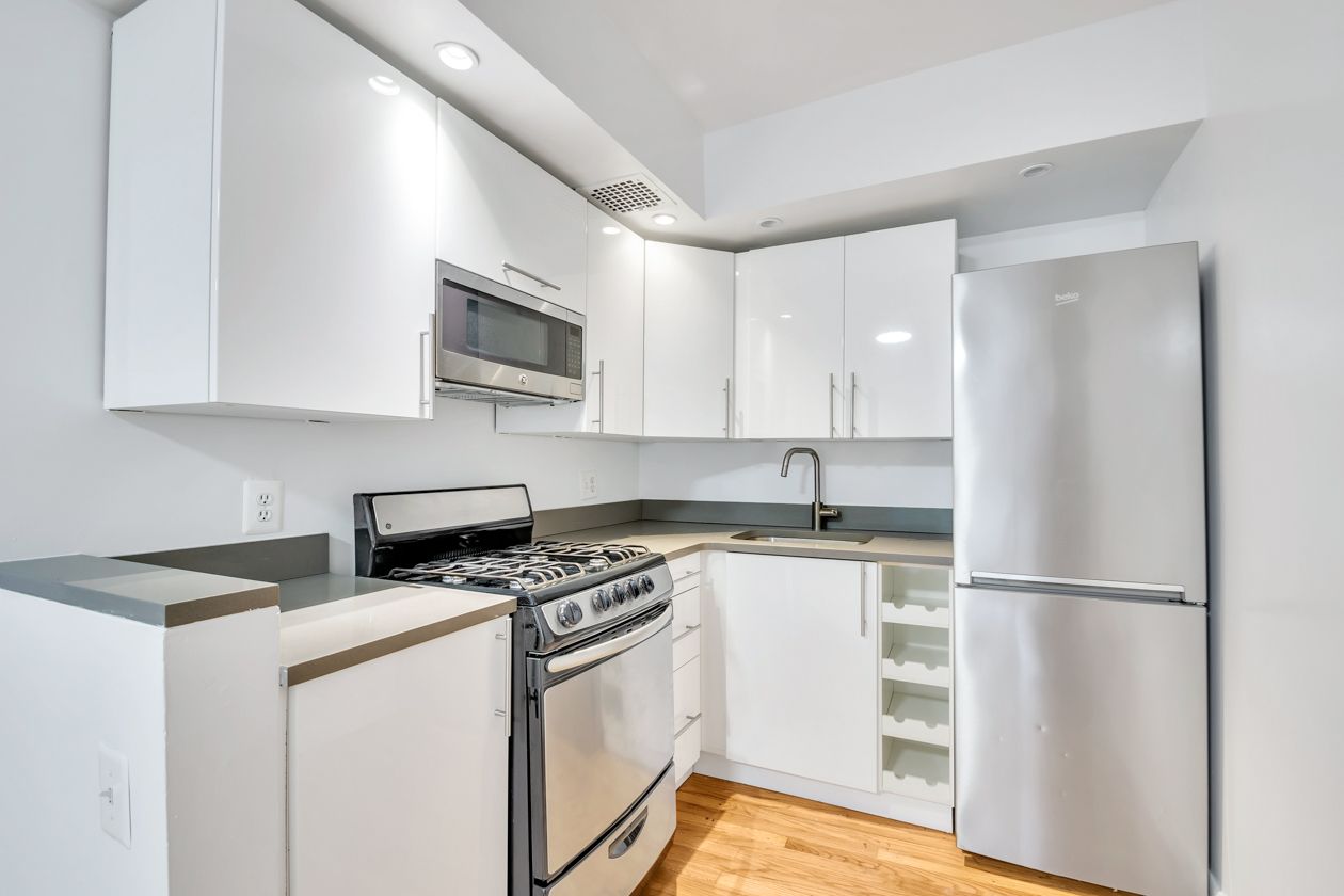 $3,600 | 103 Atlantic Avenue, Unit 4F | Brooklyn Heights