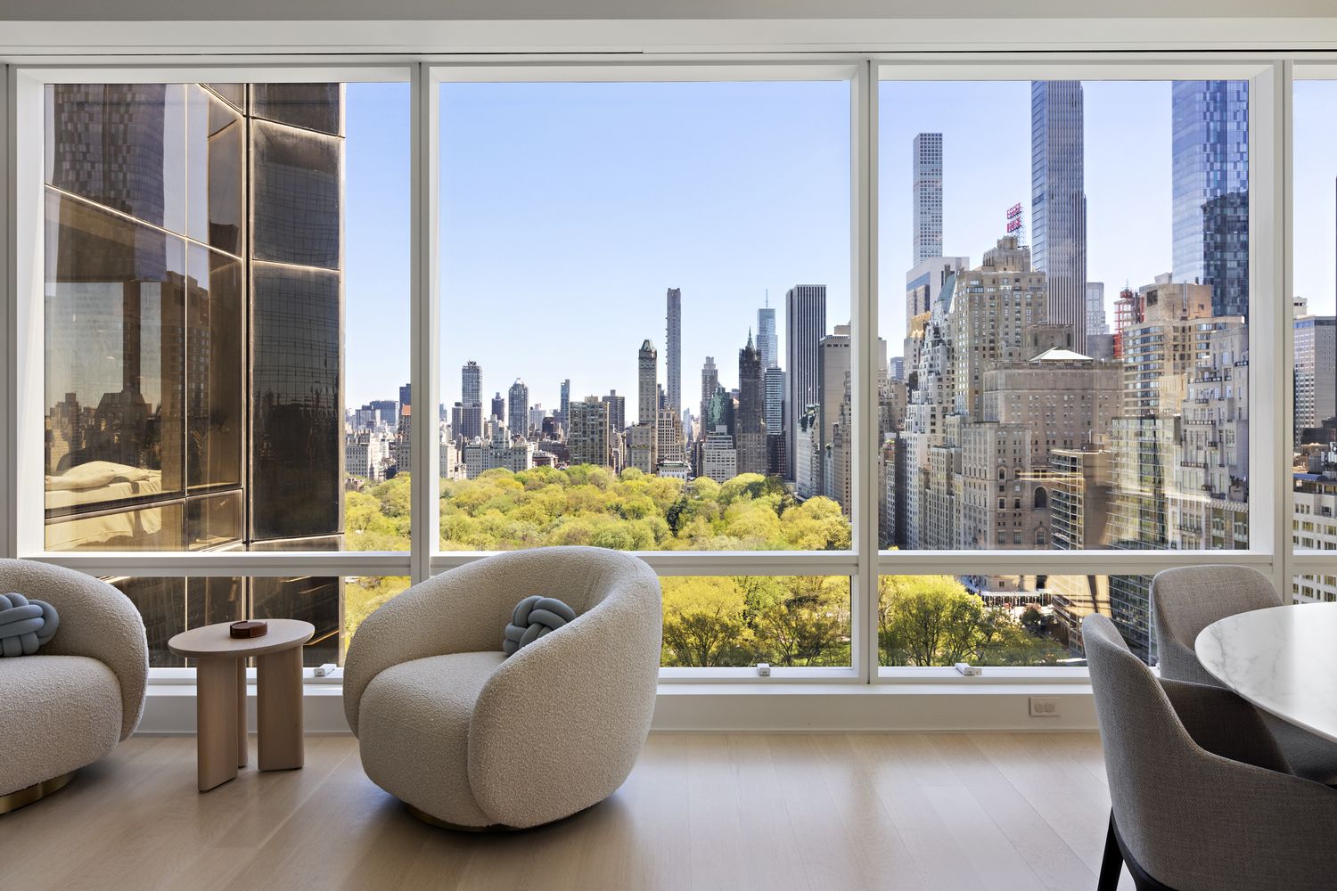 $7,950,000 | 1 Central Park West, Unit 24D | Upper West Side