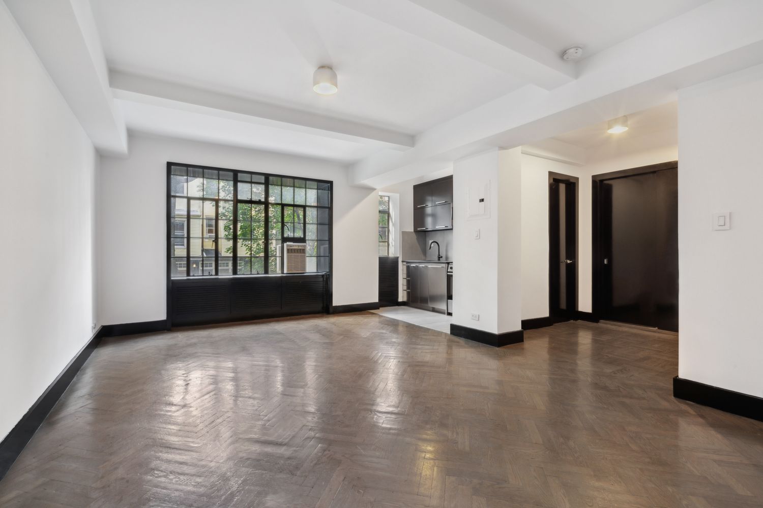 $3,750 | 25 Monroe Place, Unit 6E | Brooklyn Heights