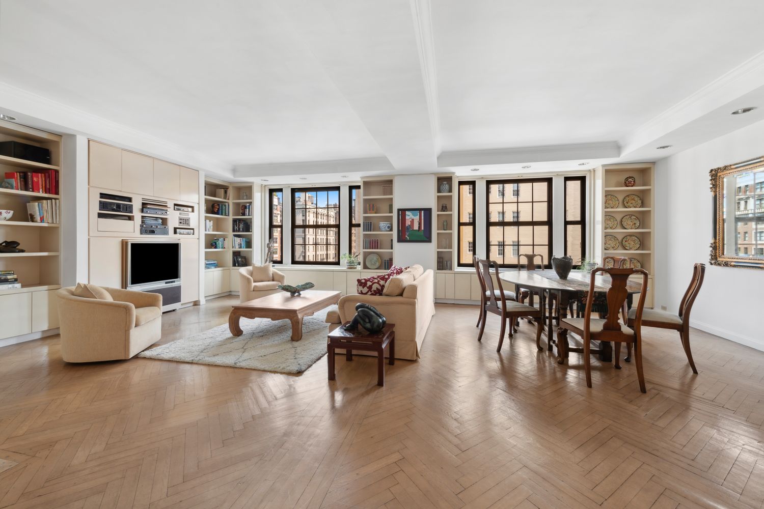 $2,300,000 | 815 Park Avenue, Unit 10A | Lenox Hill