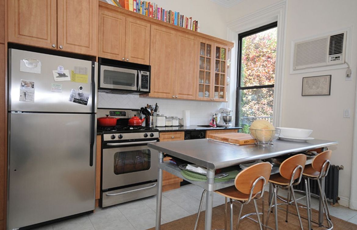 $3,190 | 393 3rd Street, Unit 2 | Park Slope