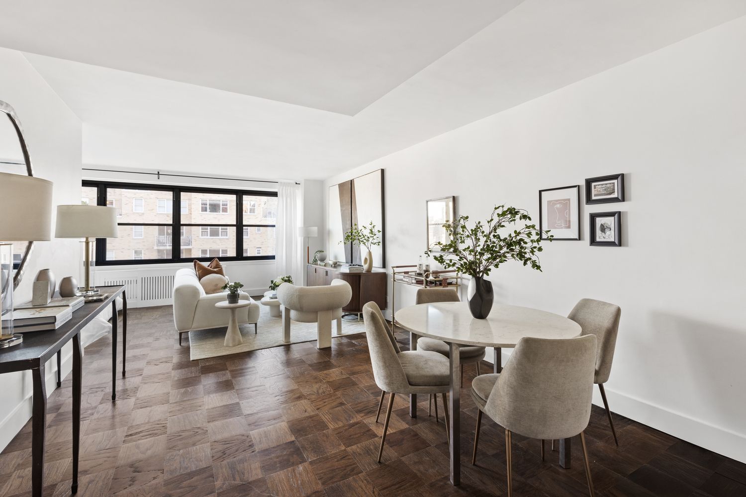 $549,000 | 345 East 81st Street, Unit 17C | Upper East Side