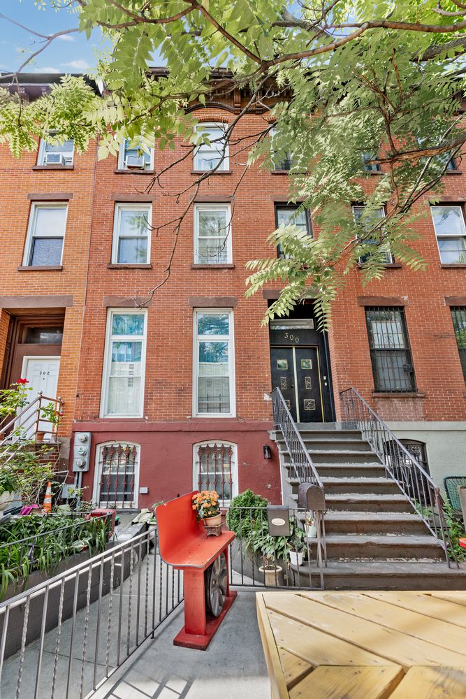 $2,299,000 | 300 Gates Avenue | Bedford-Stuyvesant