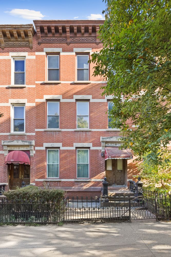 $2,500,000 | 265 12th Street | Park Slope