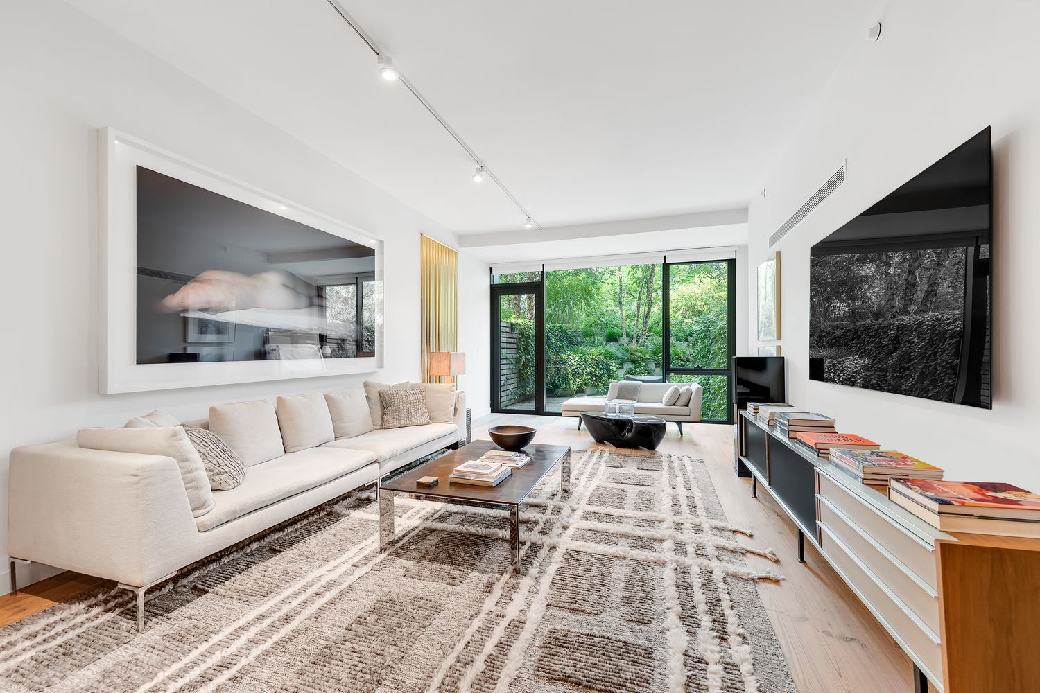 $4,600,000 | 130 Furman Street, Unit S111 | Brooklyn Heights