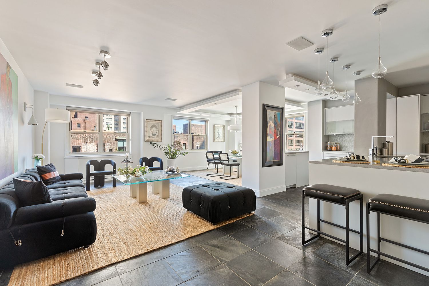 $3,000,000 | 400 East 54th Street, Unit 19F | Sutton Place