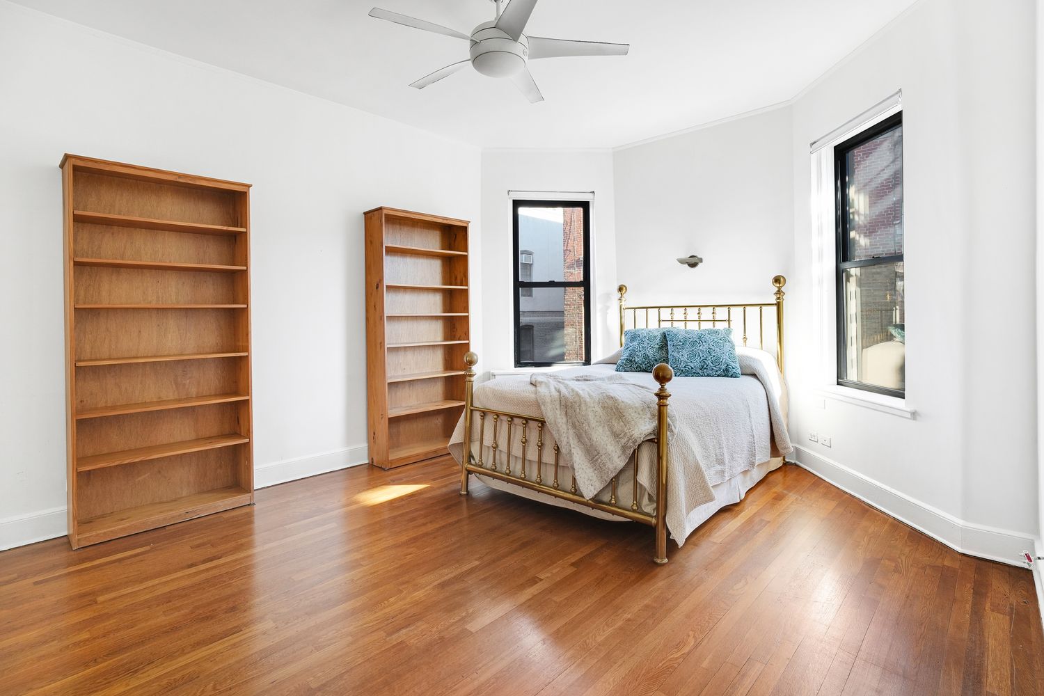 $550,000 | 215 West 105th Street, Unit 5DPH | Upper West Side