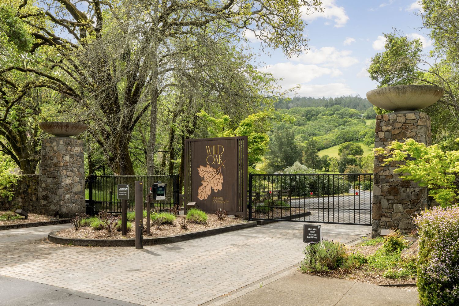 $1,545,000 | 1355 White Oak Drive | Wild Oak