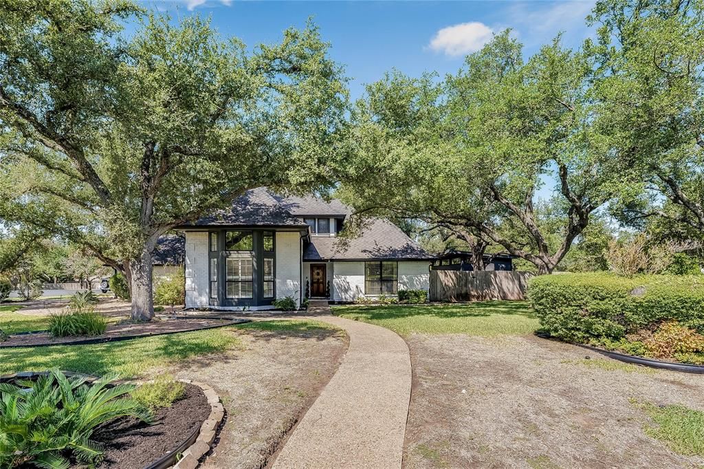 $875,000 | 3104 Oak Bend Drive | Brushy Creek North