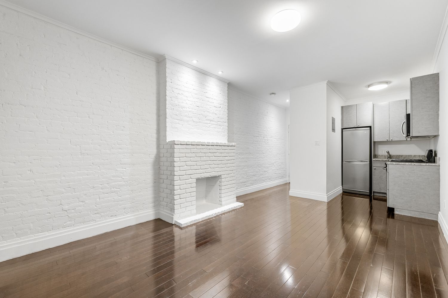 $2,550 | 340 East 90th Street, Unit 2H | Upper East Side