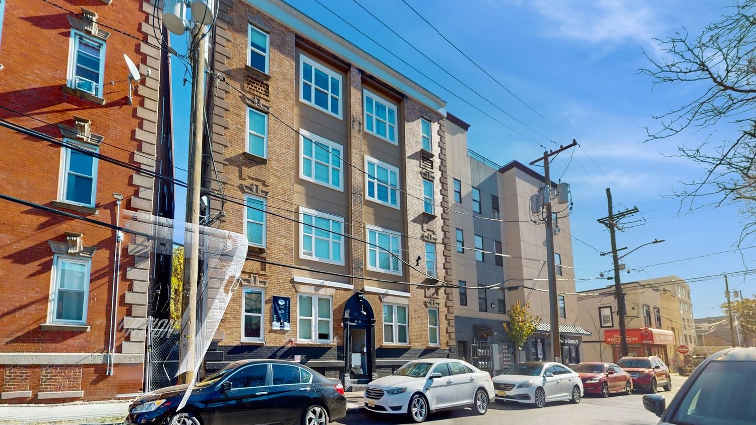 $4,900,000 | 47 Carroll Street | Wrigley Park