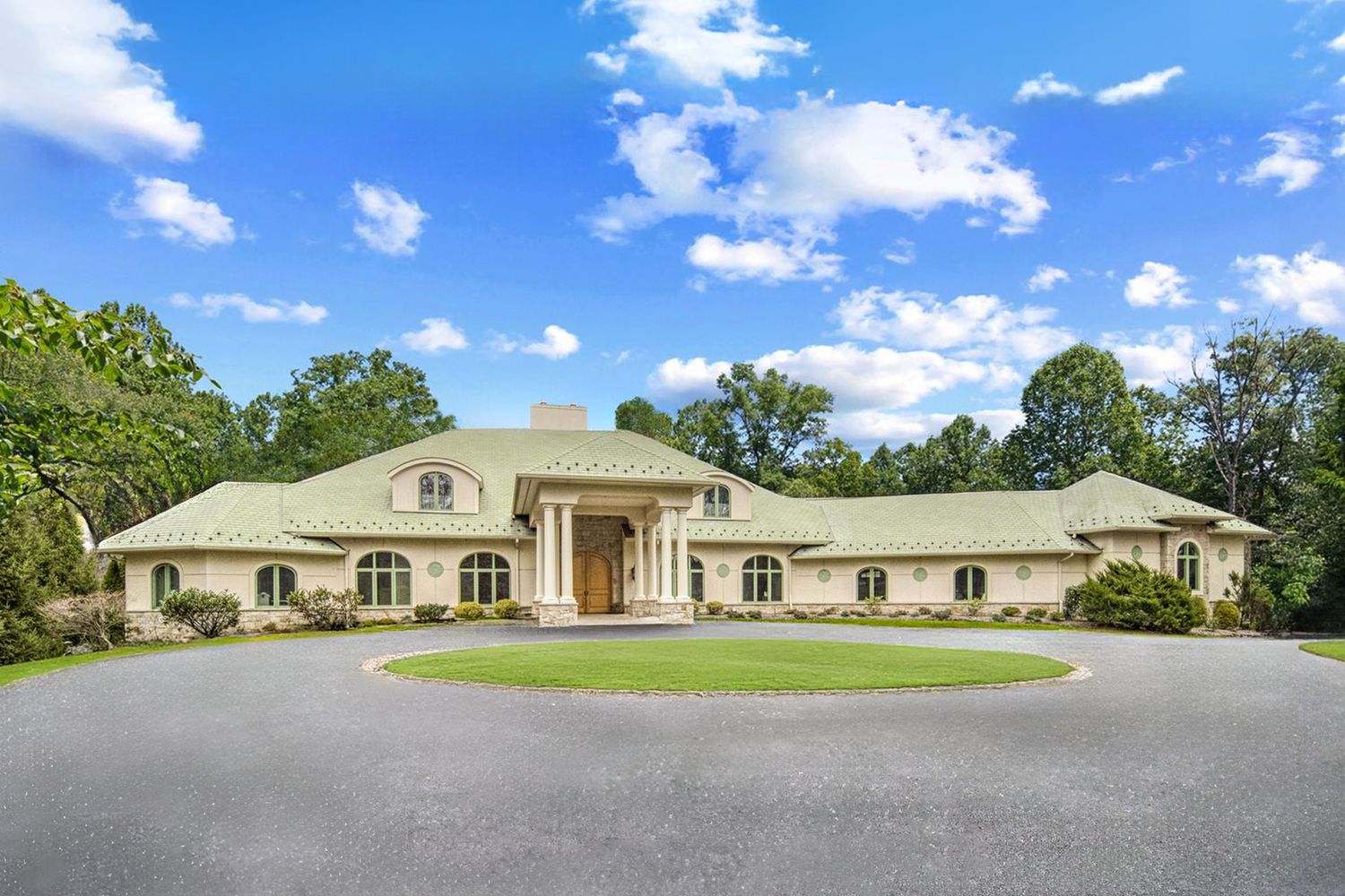 $3,250,000 | 12750 Maryvale Court