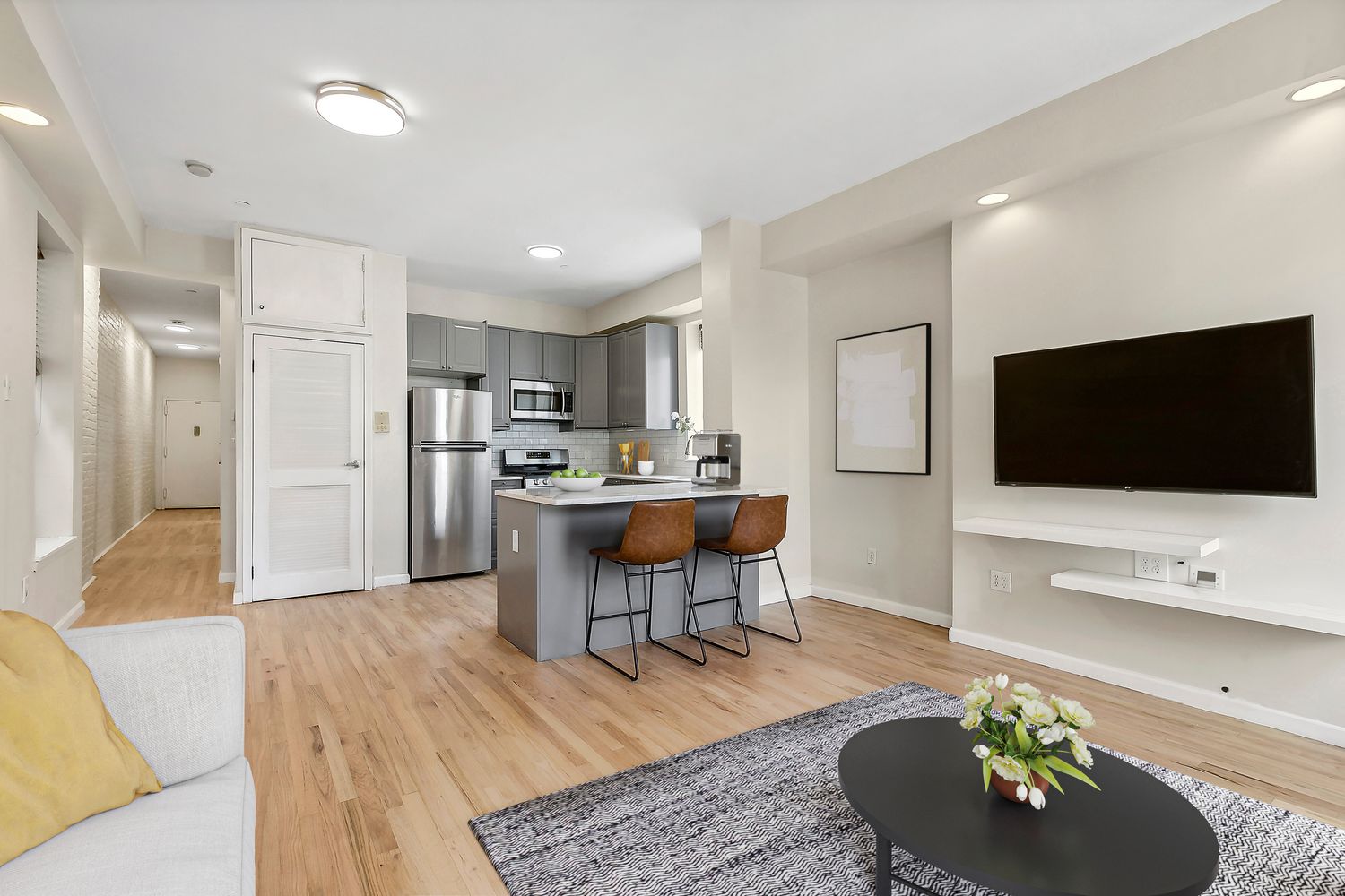 $645,000 | 167 West 136th Street, Unit 8A | Central Harlem