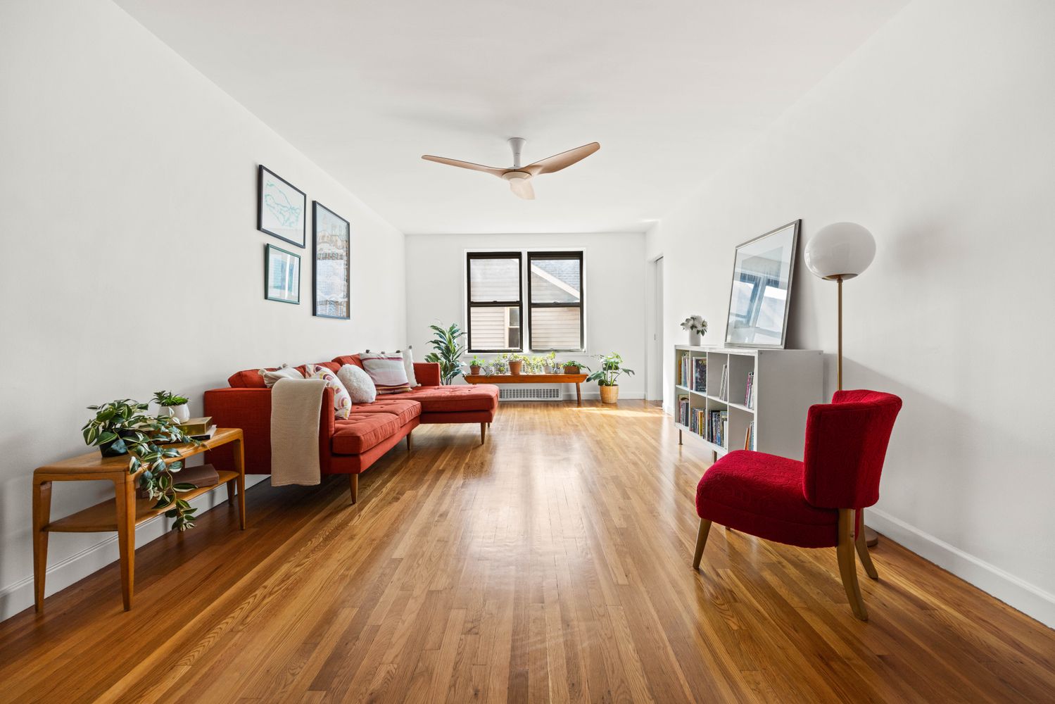 $1,290,000 | 100 Ocean Parkway, Unit 3H | Windsor Terrace