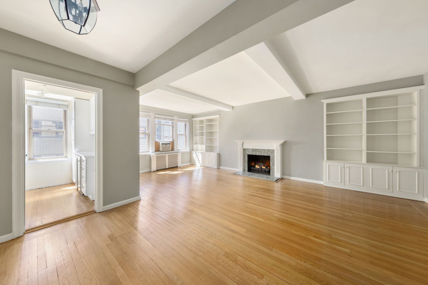 $1,995,000 | 59 West 12th Street, Unit 10D | Greenwich Village