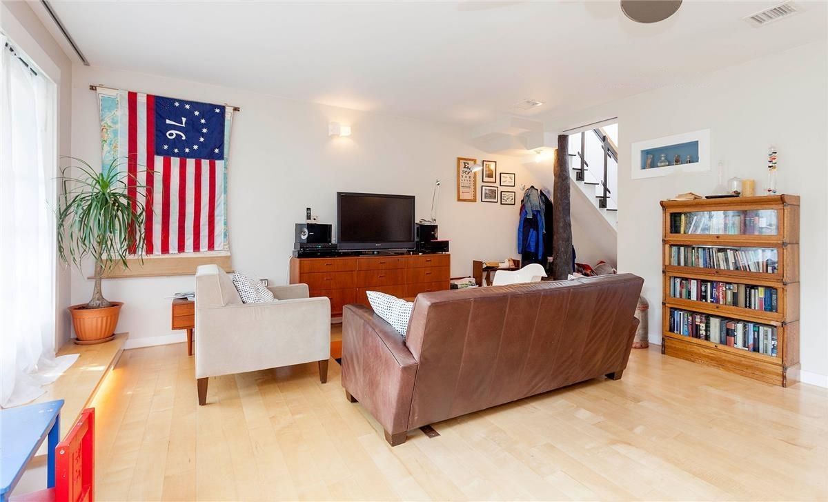 $5,300 | 404 13th Street, Unit 3 | Park Slope