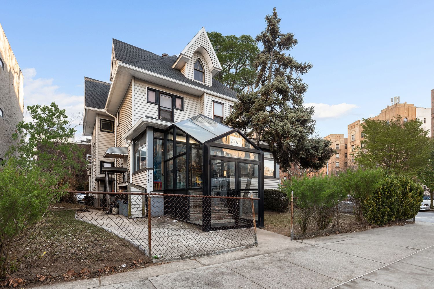 $2,500,000 | 2704 Glenwood Road | Flatbush