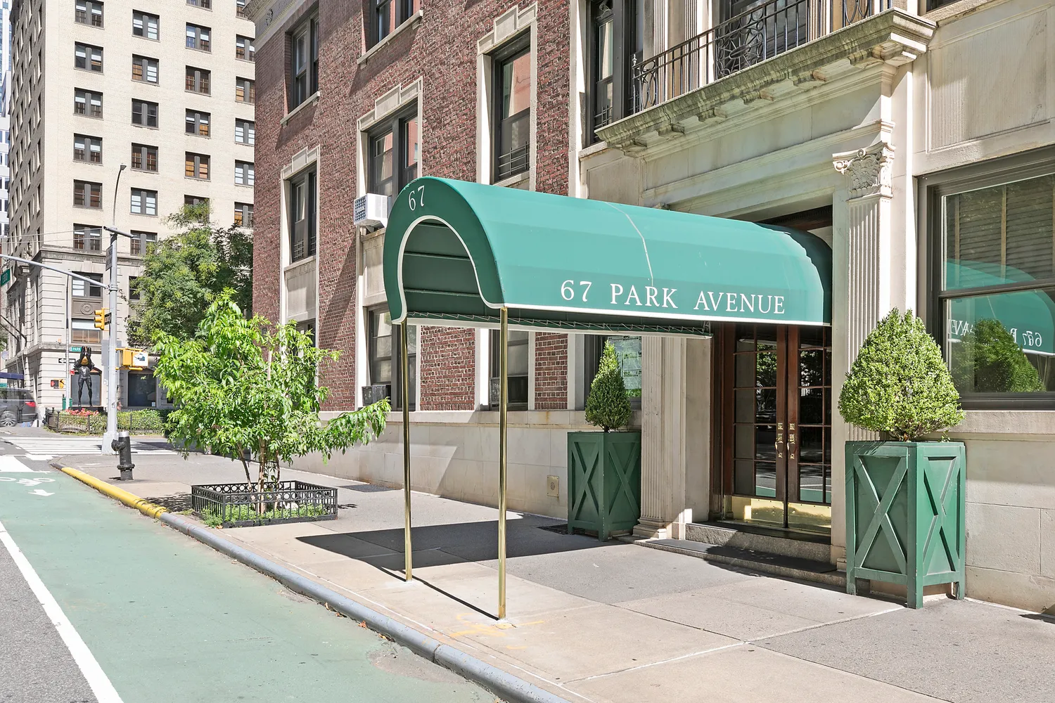 67 Park Avenue Unit 9E Compass