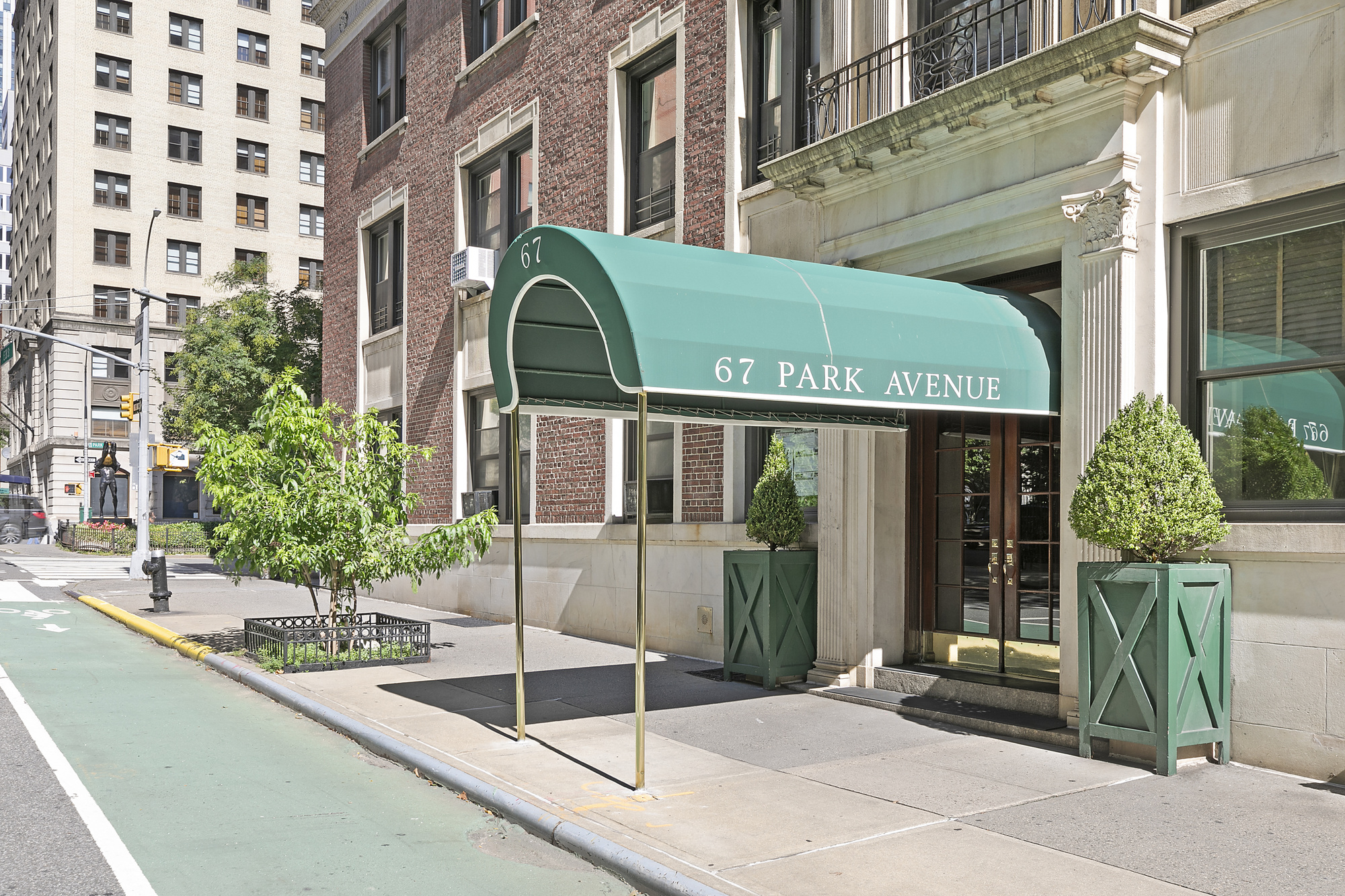 67 Park Avenue Unit 9E Compass