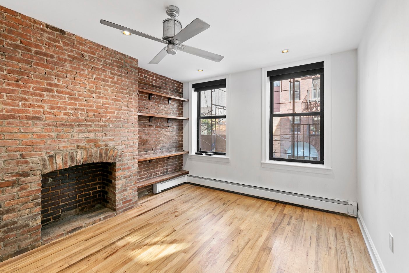 $6,000 | 243 Mulberry Street, Unit 2R | NoLita