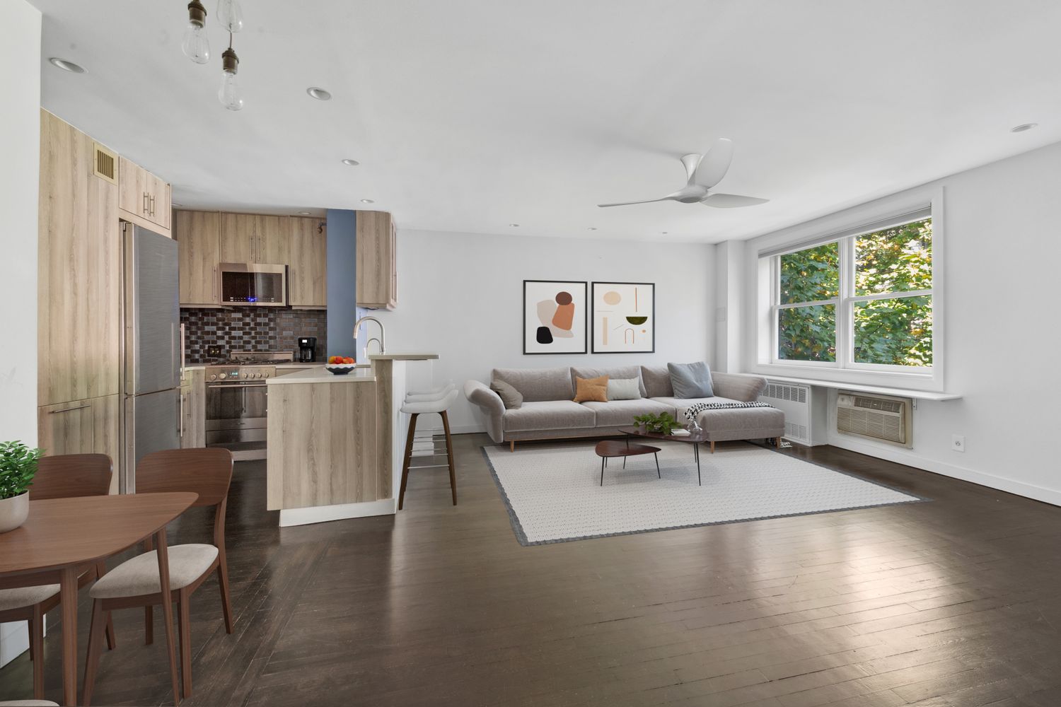 $1,590,000 | 333 West 22nd Street, Unit 4D | Chelsea