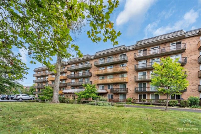 $245,000 | 8025 Woodglen Lane, Unit 304 | Lake in the Woods