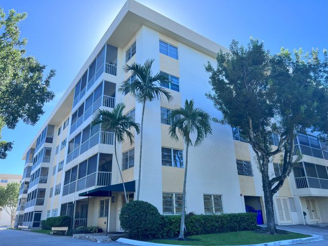 $2,000 | 50 Southwest 3rd Avenue, Unit 2080 | Southeast Boca Raton