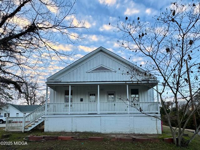 $155,000 | 392 Taylor Avenue | East Macon Historic District