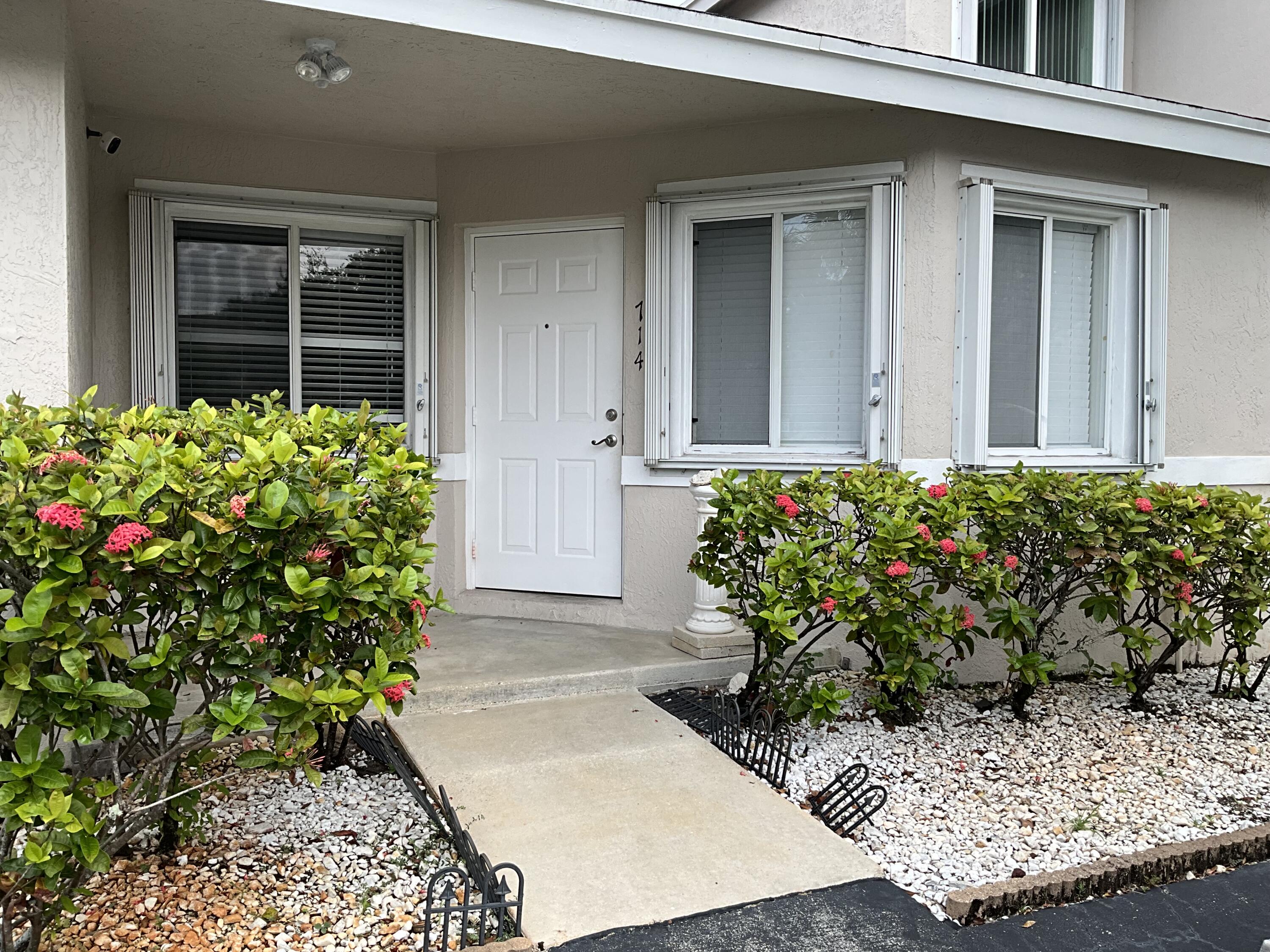 a view of a entryway in front of house