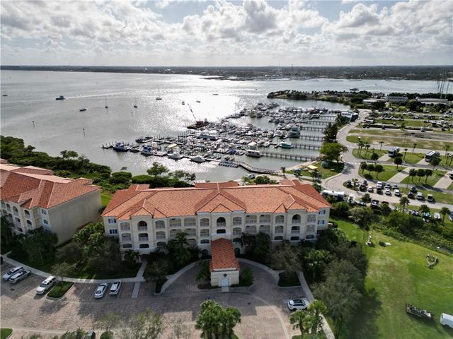 $499,000 | 34 Harbour Isle Drive West, Unit 203 | Harbour Isle at Hutchinson Island