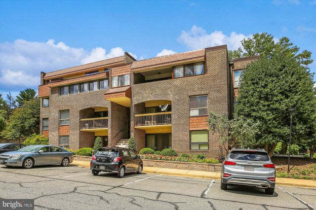 $280,000 | 425 Christopher Avenue, Unit 39 | Gaithersburg