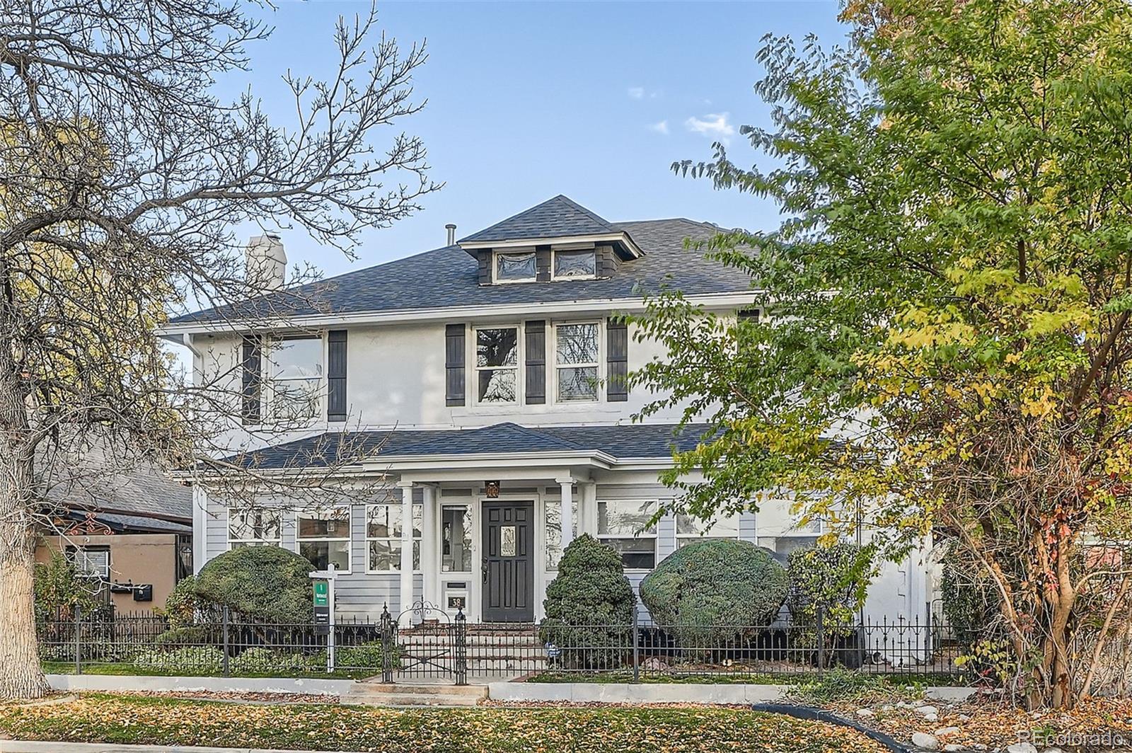 front view of house with a yard