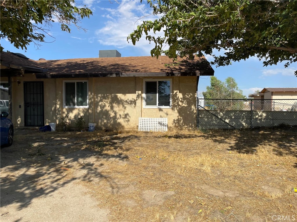 a front view of a house with garage