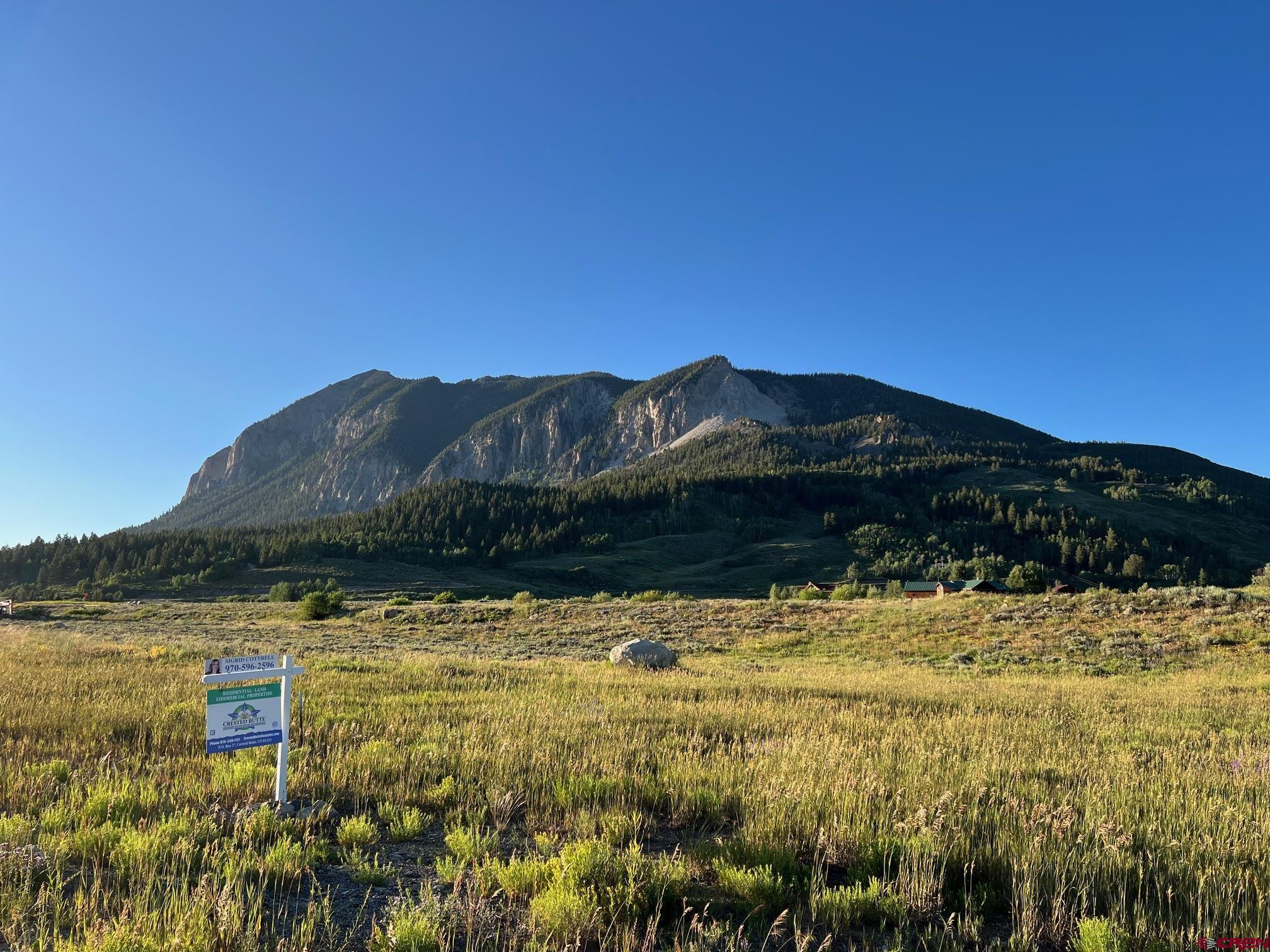 a view of lake view and mountain view