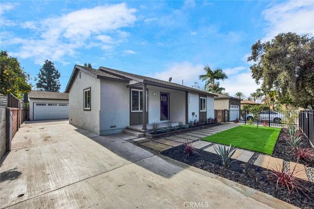 $1,185,000 | 1226 West Walnut Street | Santa Ana Central Historic District