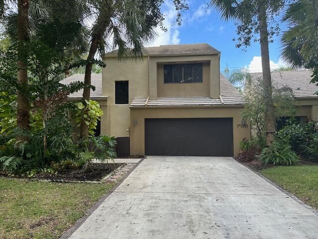 $450,900 | 755 St Albans Drive | Central Boca Raton