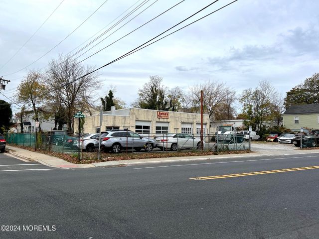 $800,000 | 333-335 Joline Avenue | Branchport