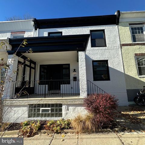 $299,900 | 37 Ashmead Place North | Germantown Penn Knox