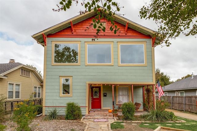 $699,000 | 726 South Clinton Avenue | North Oak Cliff