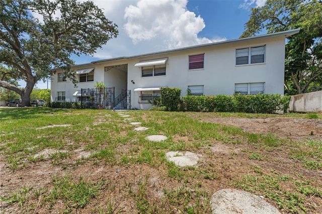 $1,100,000 | 5845 Fairfield Avenue South | St. Petersburg