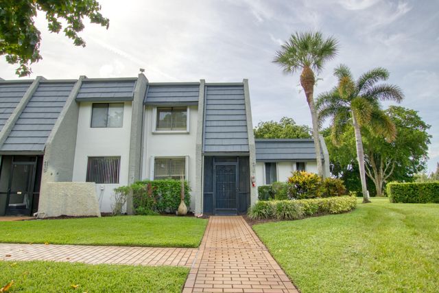 $329,000 | 4817 Esedra Court | Fountains of Palm Beach