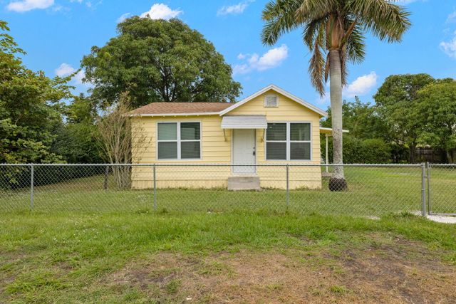 $230,000 | 337 East Obispo Avenue | Clewiston