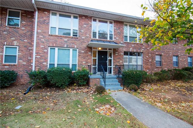 $2,050 | 510 Coventry Road, Unit 15D | Chelsea Heights